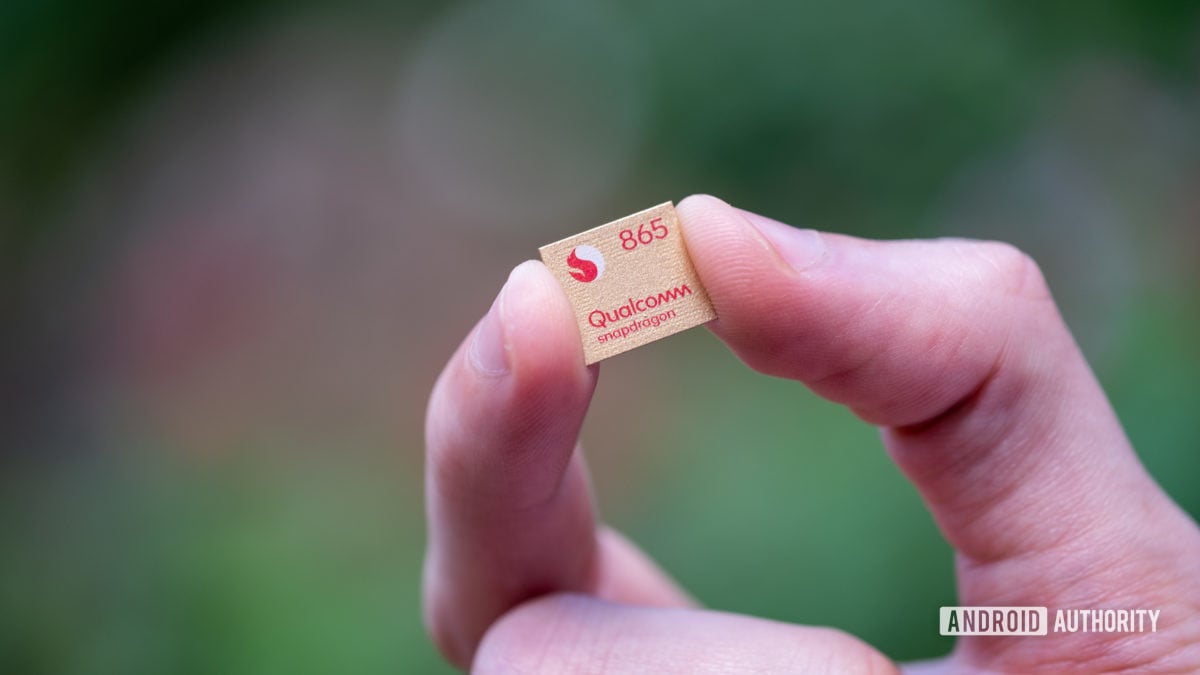 Qualcomm Snapdragon 865 processor in hand front
