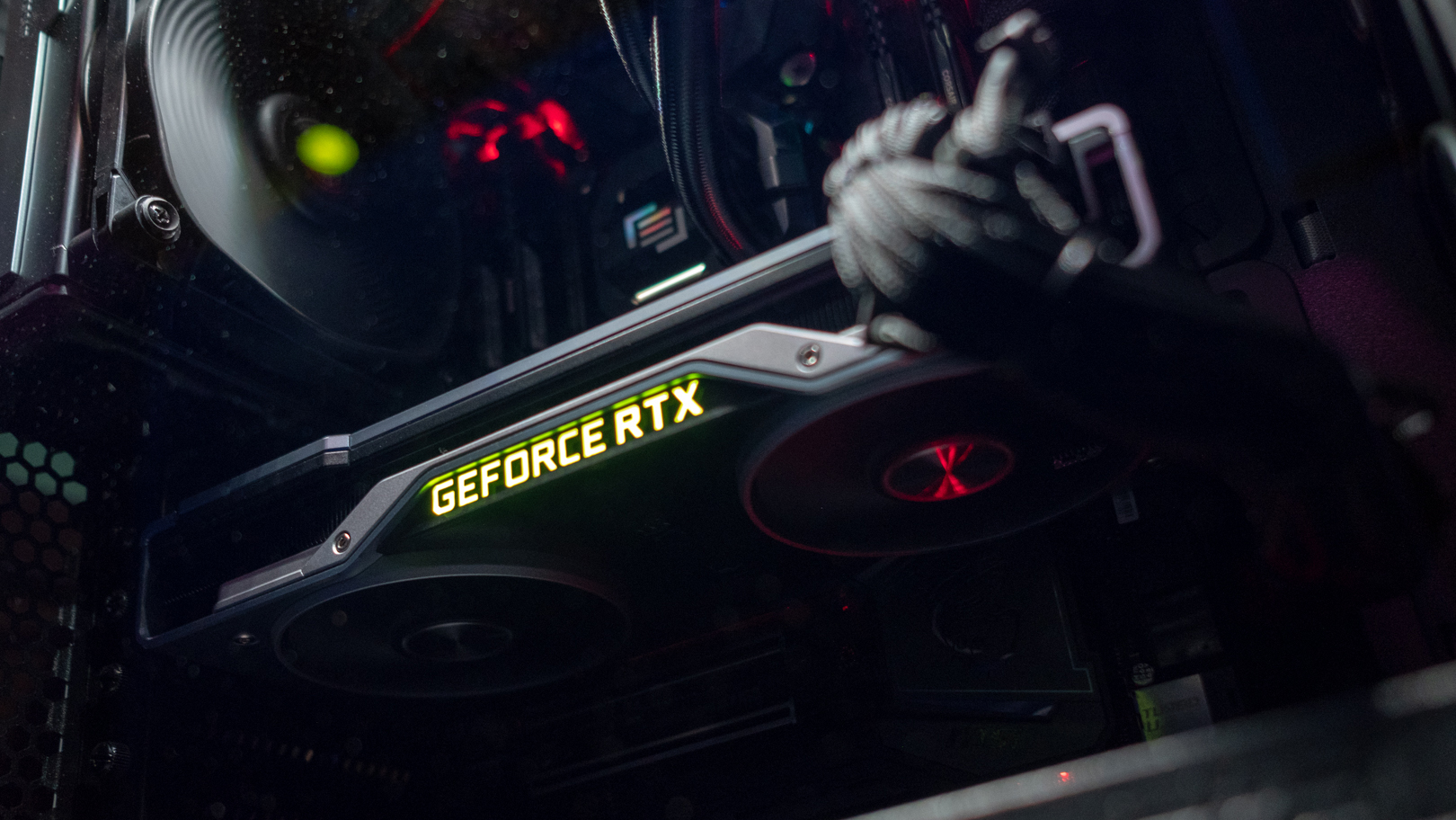 英偉達GeForce RTX 2080 Ti