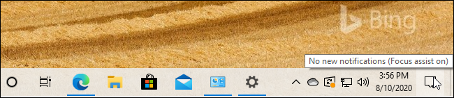 A "Focus Assist on" tool-tip message from Windows 10's taskbar.