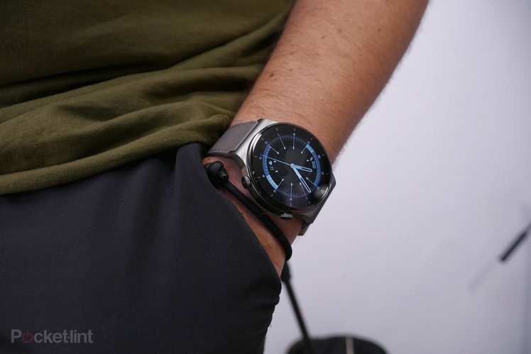 153592-smartwatches-news-huawei-watch-gt-2-pro-brings-premium-sapphire-and-titanium-build-at-an-affordable-price-image8-u3qzpwn6oi