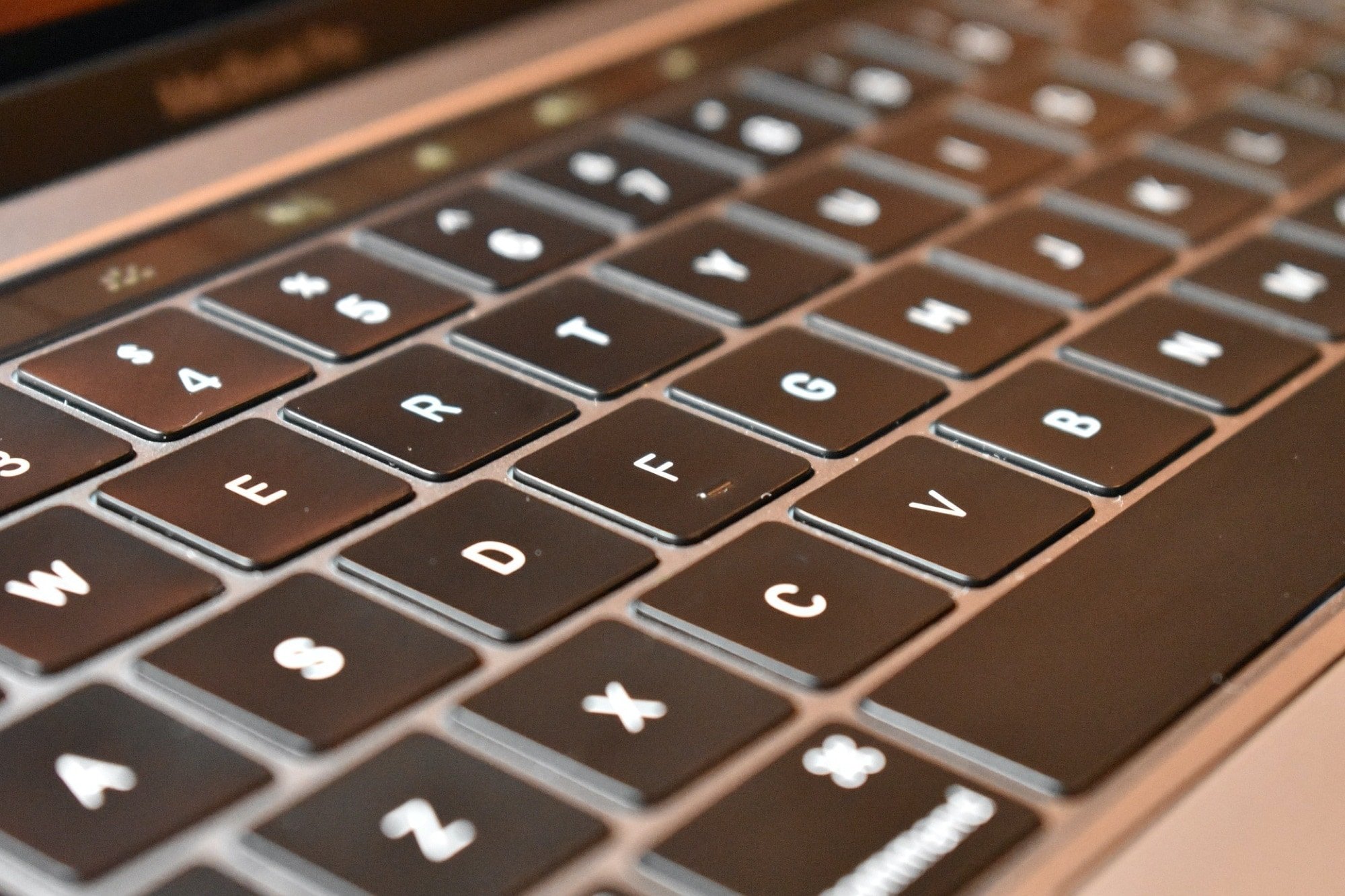 MacBook-keyboard-PowerPoint-keyboard-shortcuts.jpg