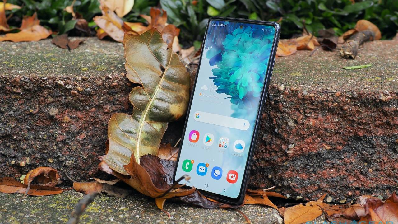 Samsung Galaxy S20 FE 5G Review – Upending Budget Expectations