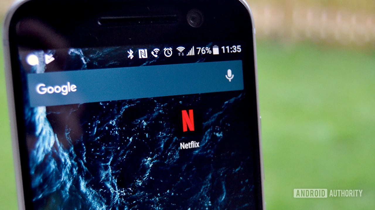 Netflix icon on the homescreen of the HTC 10.