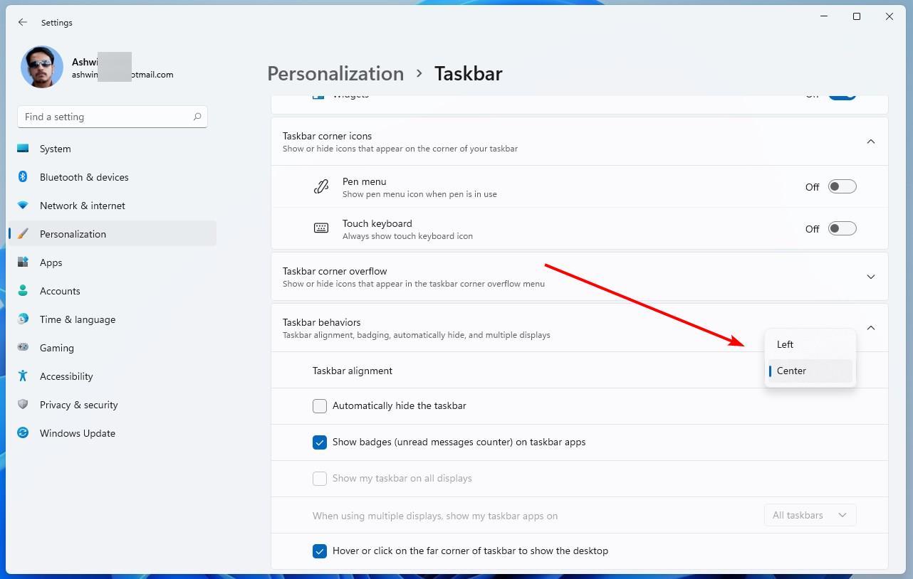 Windows 11 Taskbar alignment
