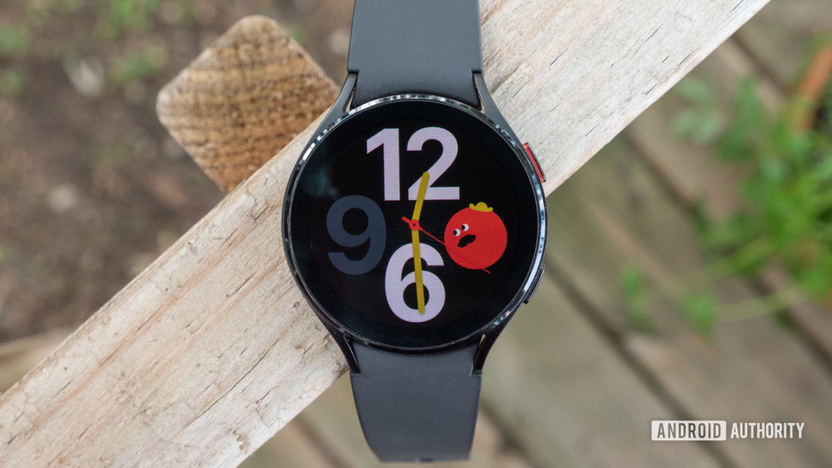 三星 Galaxy Watch 4 評論錶盤顯示 2