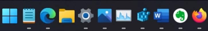 change the size of taskbar icons in Windows 11 pic02