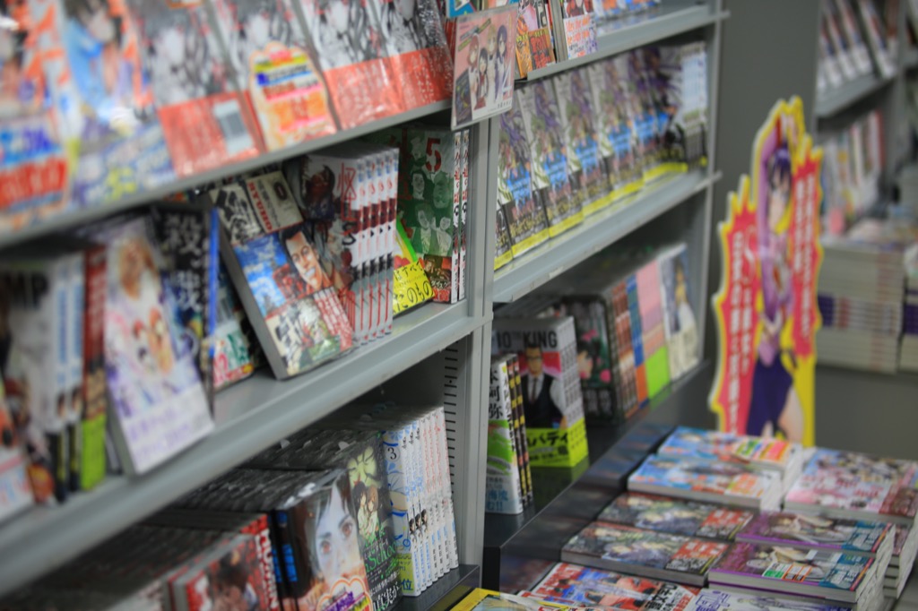 Tokio, Japan; 18 januari 2018: de stripboekwinkel in Akihabara, Tokio. japanse strip in japan strip dus noem Manga, een van de Japanse cultuur