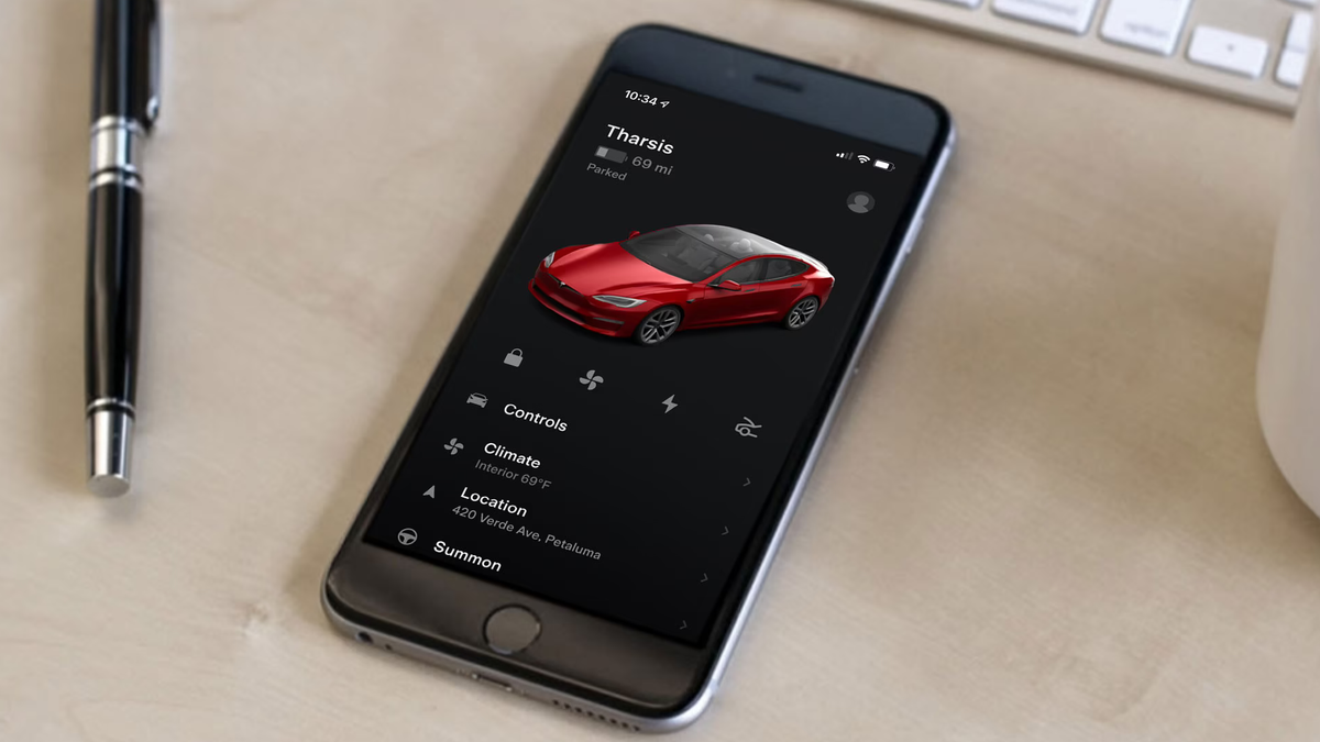 A photo of the Tesla app's car controls.