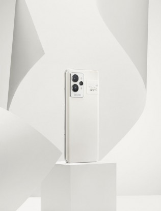 Realme GT 2 Pro in Paper White and Paper Green