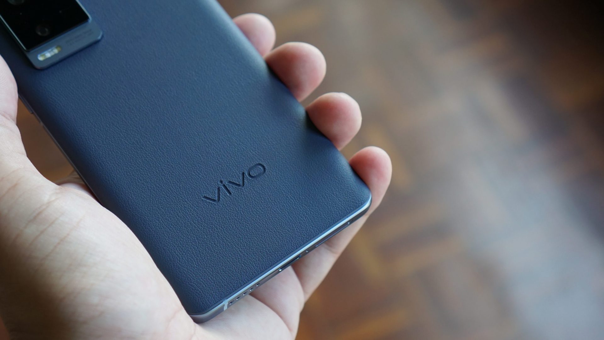 Vivo X60 Pro Plus showing rear with logo in hand