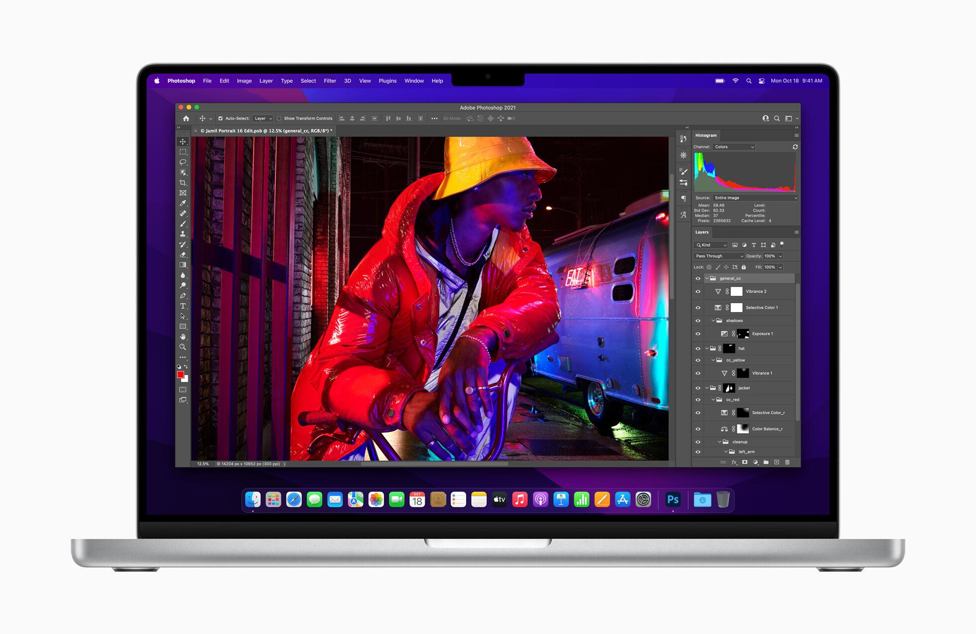 MacBook Pro photo editing