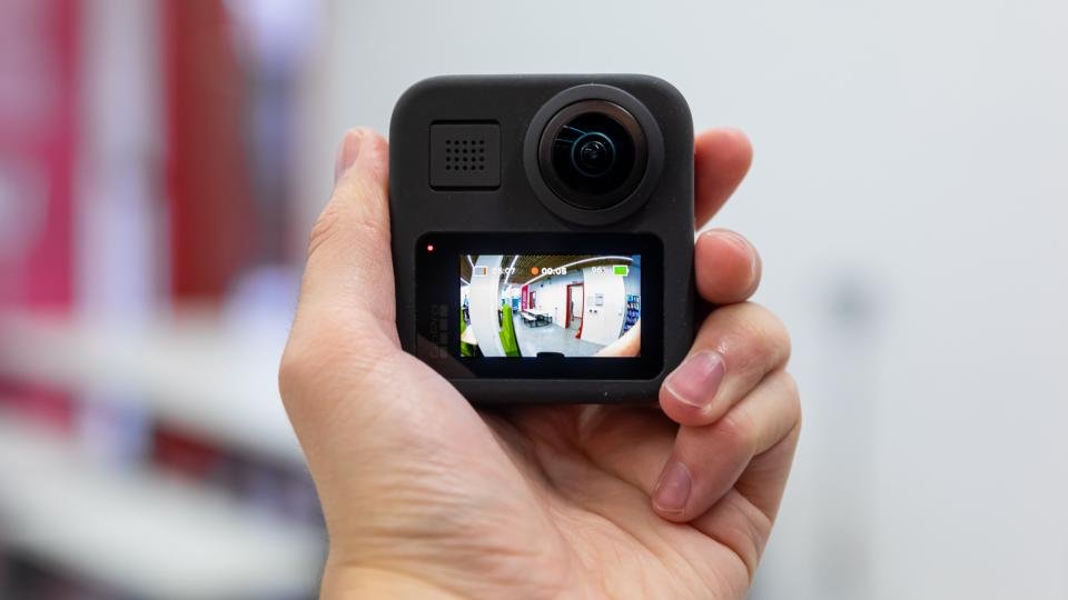 Yakanakisa chiitiko kamera kutenderera: GoPro Max 360 chiito cam