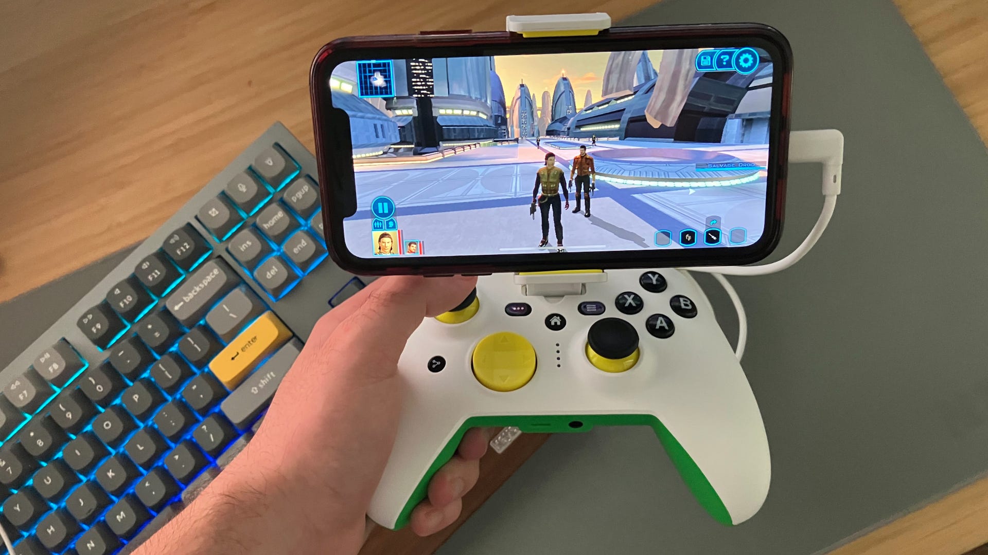 RiotPWR ESL Controller and iPhone