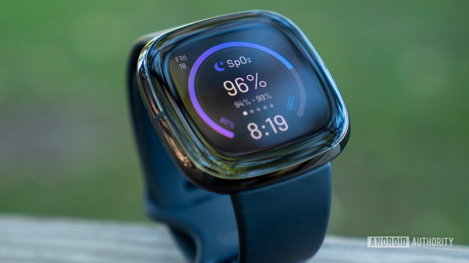 fitbit-sense-review-design-display-watch-face-1