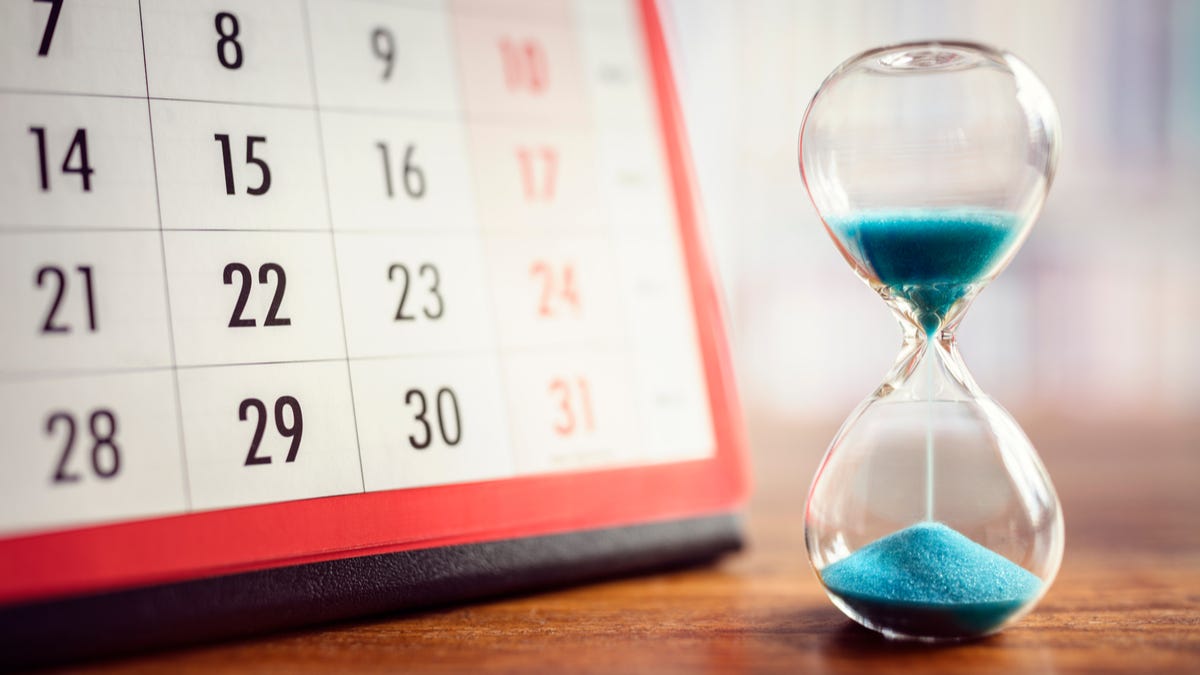 hour-glass-calendar