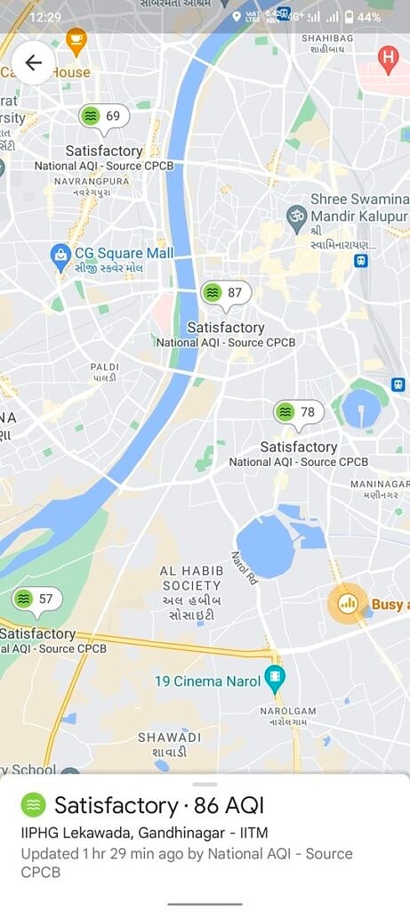 Google Maps displaying air quality
