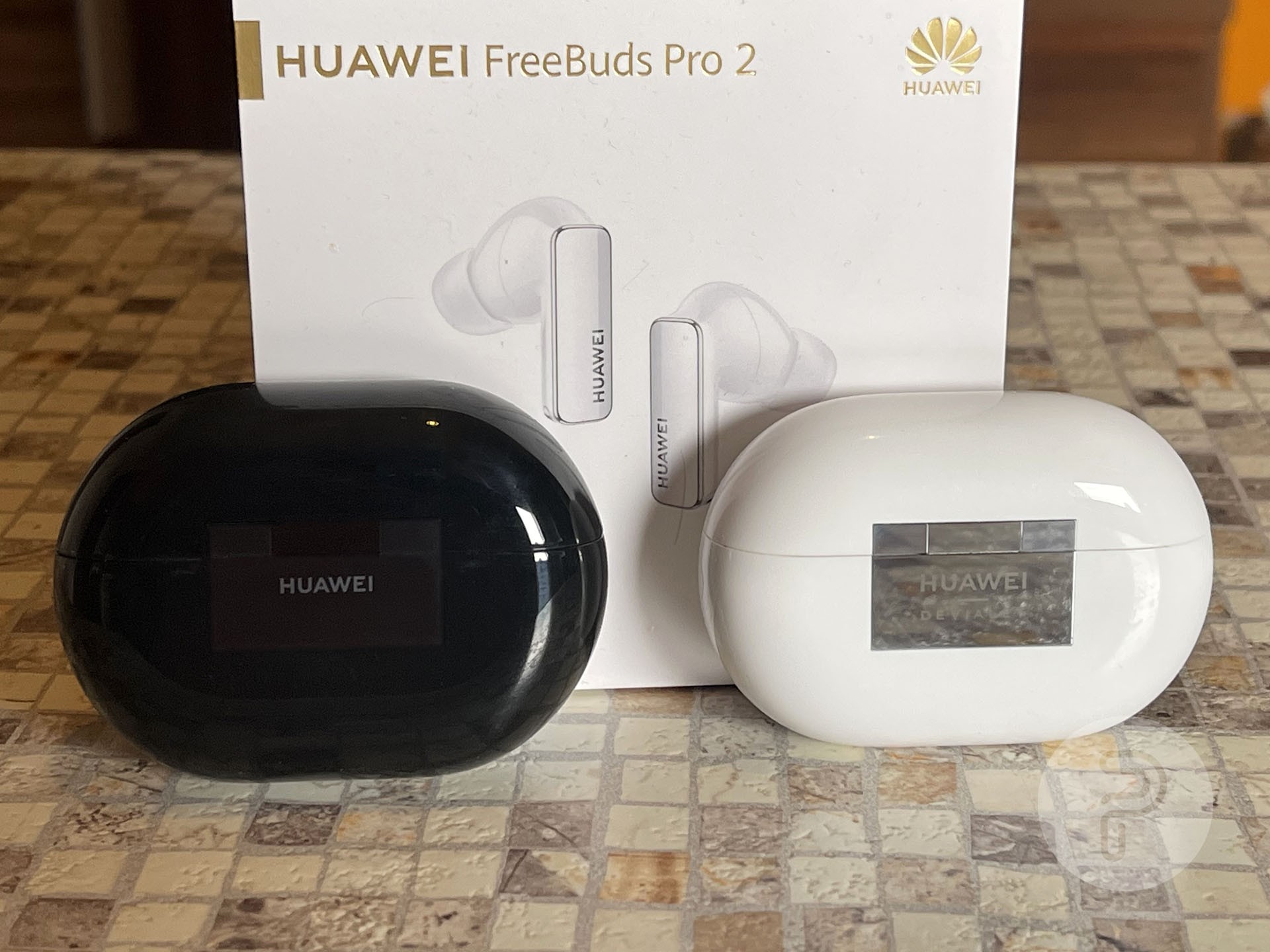 FreeBuds Pro and FreeBuds Pro 2
