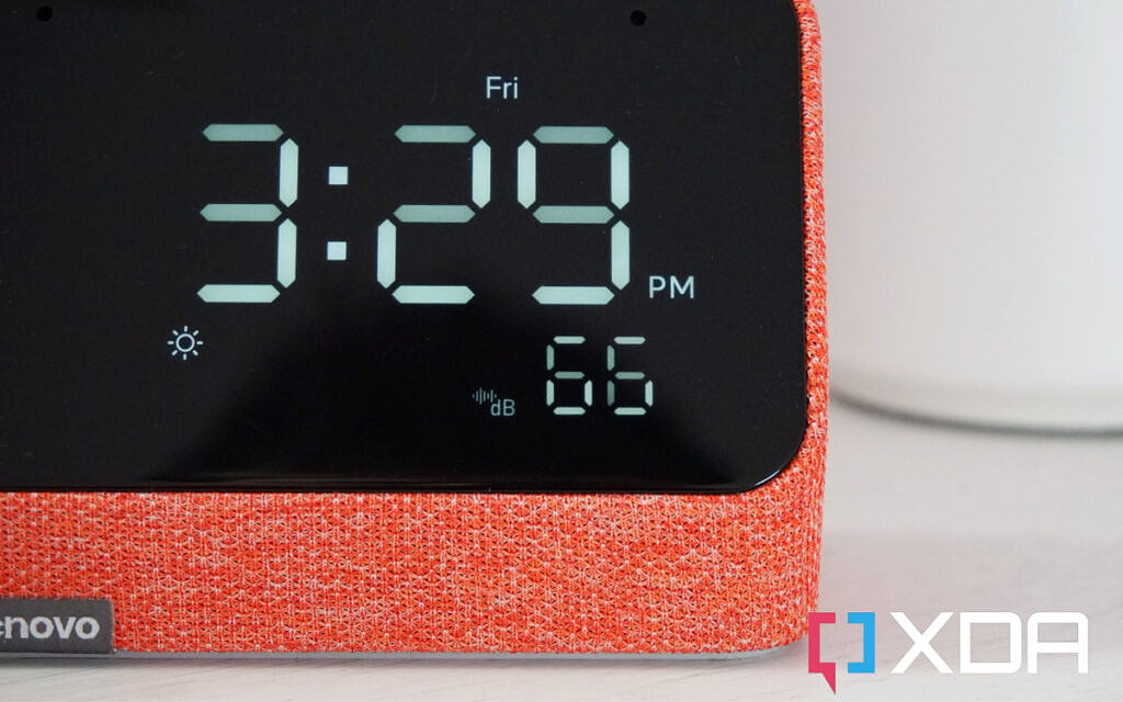 Lenovo Smart Clock Essential with Alexa