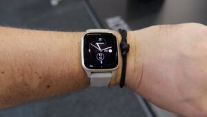 162504-smartwatches-review-hands-on-garmin-venu-sq2-image1-cnloeddtk5-5