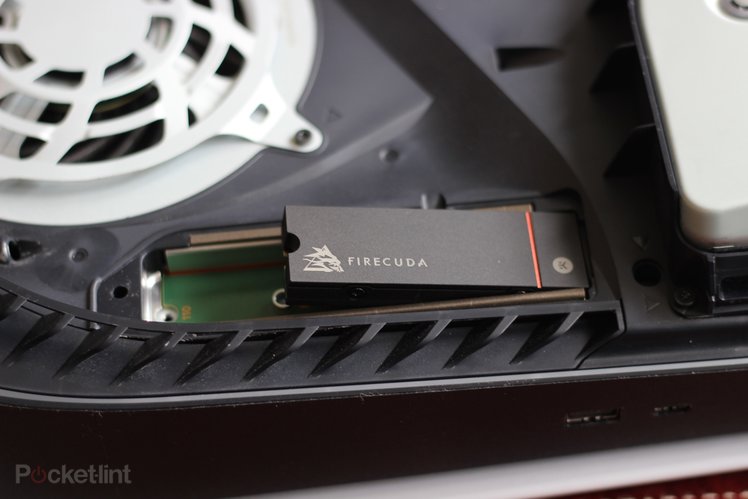 Een interne SSD voor je PS5 installeren: Krijg meer PlayStation 5-opslag